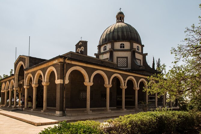 7-Night Israel Highlights and Bibleland Tour - Guides, pace, and the hotel choice