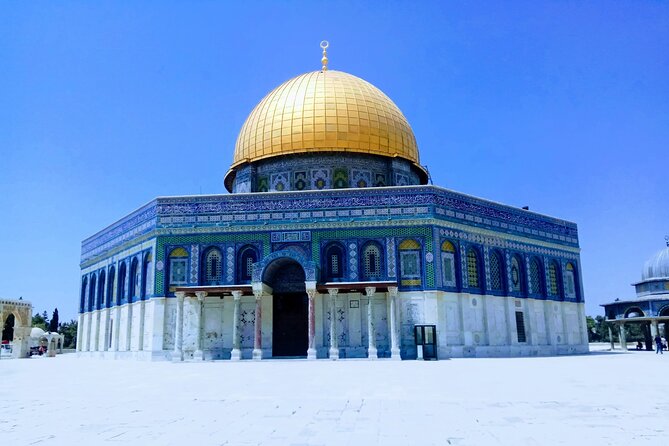 All Inclusive Walking Tour Old City Jerusalem - Walking the Via Dolorosa