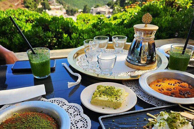 Druzeland - Cultural Private Tour on Mt. Carmel - Sam Halaby’s colorful house, an optional artistic detour