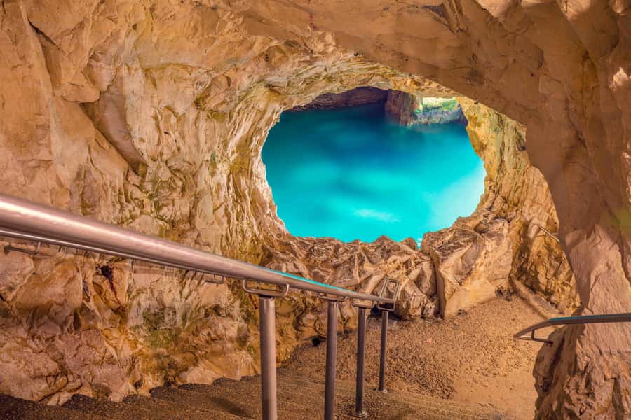 From Tel Aviv: Caesarea, Haifa and Akko Day Trip - Four coastal chapters in one very full day
