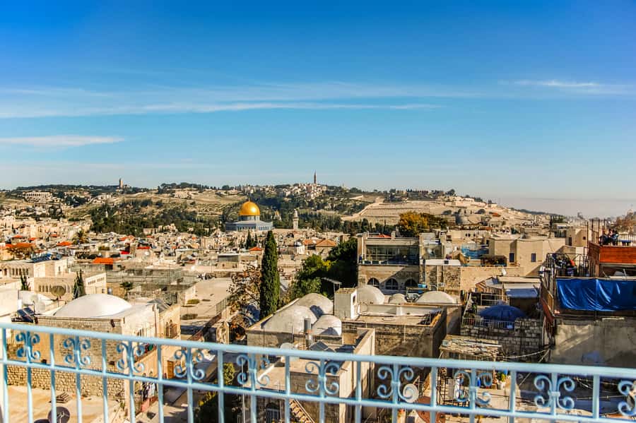 From Tel Aviv: Jerusalem and Bethlehem Guided Day Trip - Crossing to Bethlehem and changing vehicles