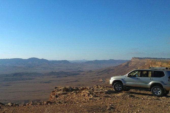 In Depth Introduction of the Ramon Crater - Why Ramon Crater is worth seeing from the inside