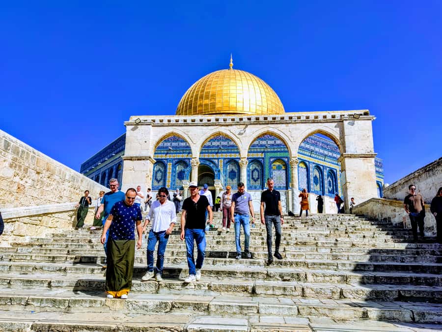 Jerusalem Boutique Tour from Tel Aviv - Entering the Old City through the Temple Mount area