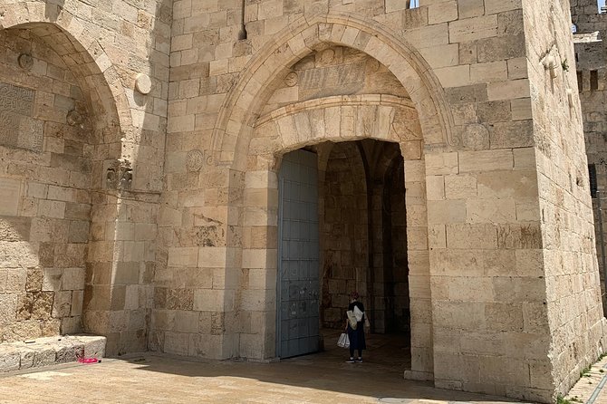Jerusalem Old City Private Tour, from Tel Aviv - Bazaar time and lunch in the Muslim Quarter
