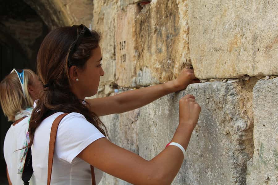Jerusalem: Old City Shabbat Experience and Walking Tour - Returning to Jaffa Gate