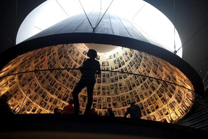 Jerusalem Yad Vashem Holocaust History Museum Tour - Leszno Street and the Warsaw Ghetto