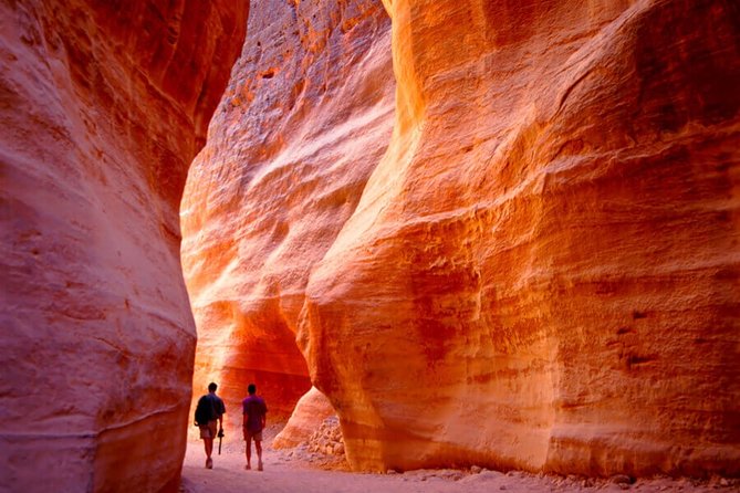 Petra 1-Day Tour from Eilat + FREE Traditional Lunch - The ride across Jordan’s desert
