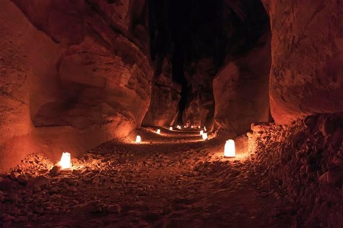 Petra 2 Day Tour from Tel Aviv - The first Petra visit: structure, then freedom