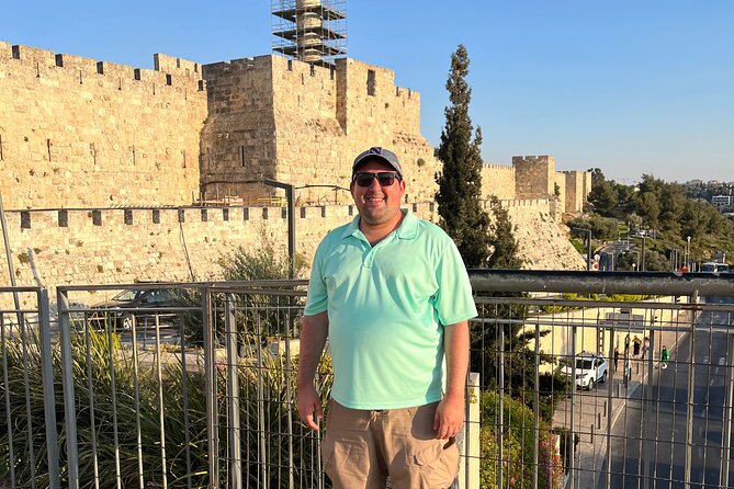 Private Guided Tour in old city Jerusalem - The Western Wall, a short stop with major meaning