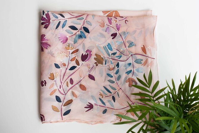 Private Silk Painting Workshop in Jerusalem - Create a scarf - - What happens during the three-and-a-half-hour session