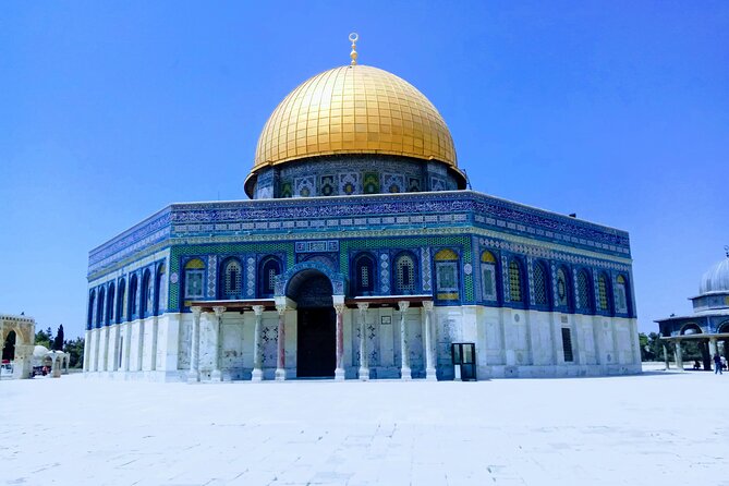 Private Tour Jerusalem Old City - The Church of the Holy Sepulchre and the Christian Quarter