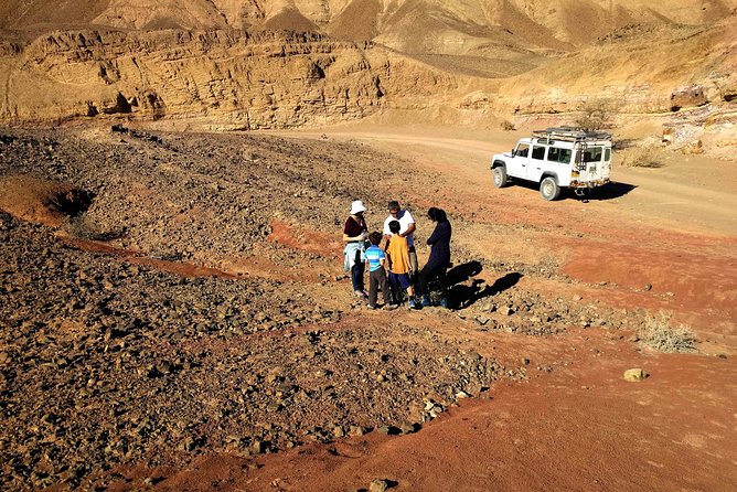 Ramon Crater Jeep Tour from Mitzpe Ramon - Mt. Gvanim and the 360-degree crater view