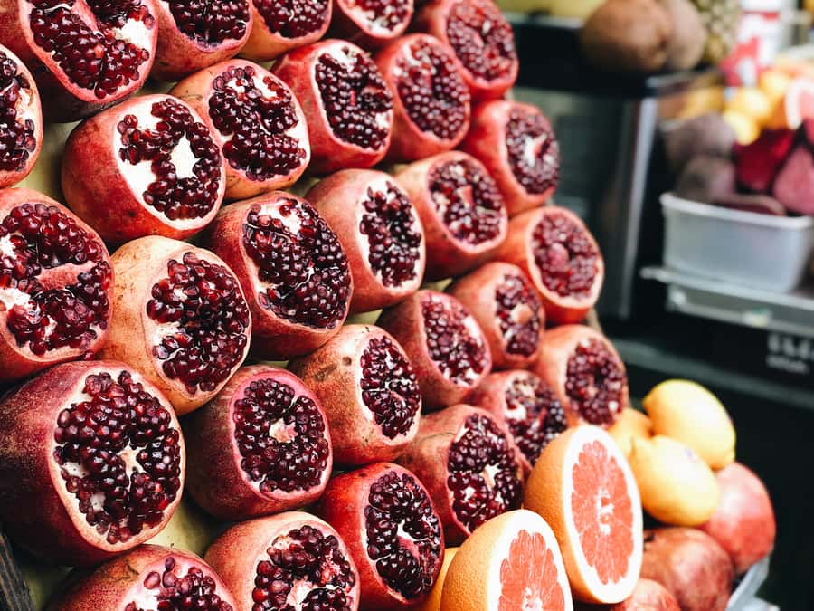 Tel Aviv: Carmel Market & Tel Aviv Tour with Tastings - Starting at Kaufman 2 and the Old Railway Station