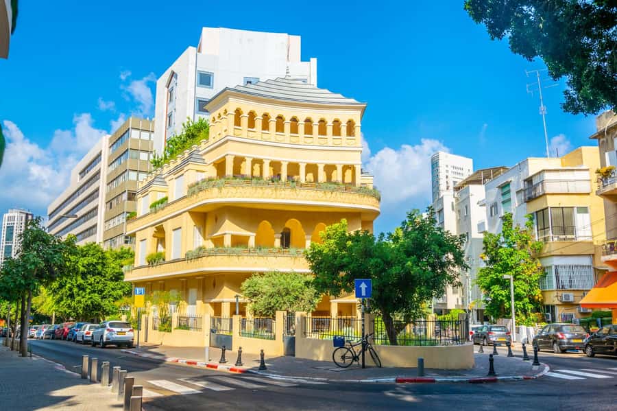 Tel Aviv: Florentin Saturday Walking Tour - Neve Tzedek’s restored streets and early elegance