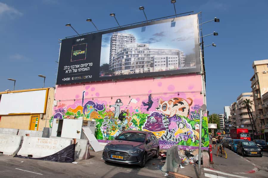 Tel Aviv: Florentin Saturday Walking Tour - What the three-hour pace feels like