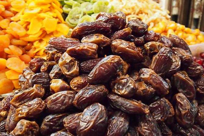 Tel Aviv Food Tour of the Carmel Market - Learning the market’s food story