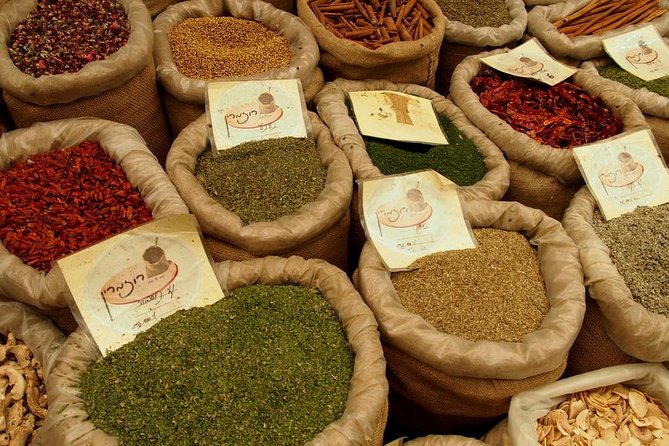 Tel Aviv Food Tour of the Carmel Market - What the included tastings add