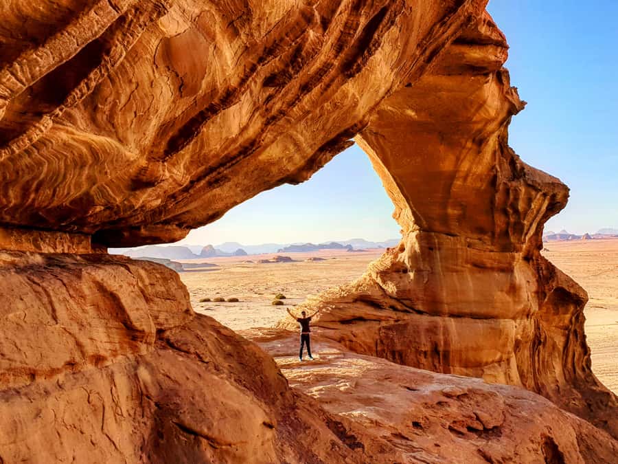 Tel Aviv: Petra & Wadi Rum 2-Day Glamping Trip with Flights - Aqaba’s old lanes and four-country view