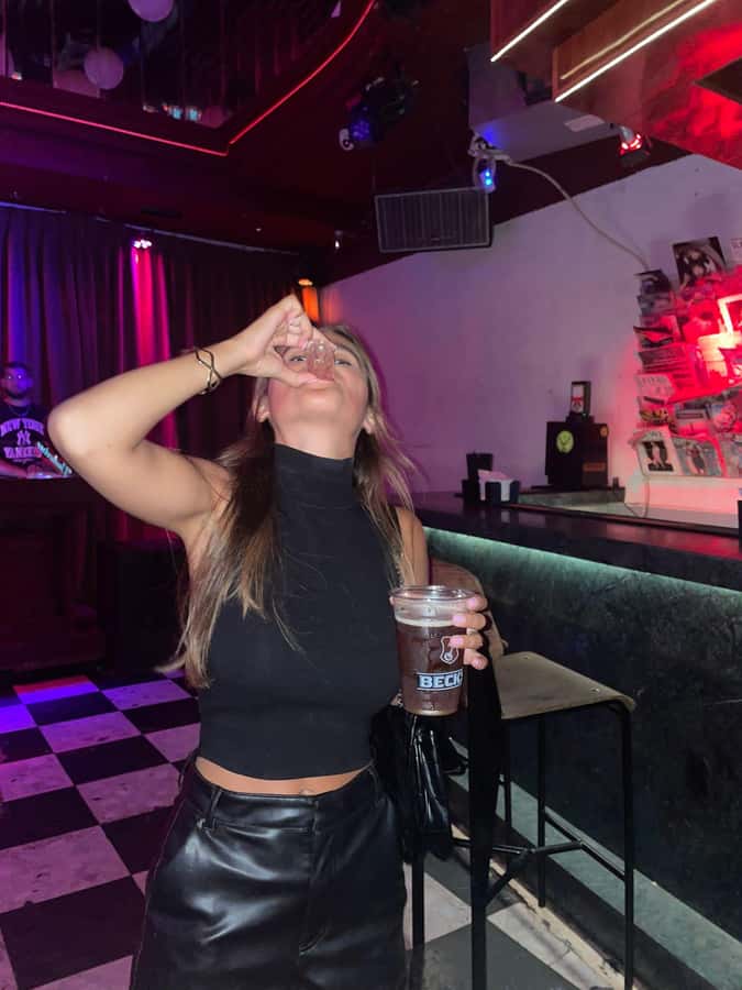 Tel Aviv: Pub Crawl and Nightlife Tour with Shots - Practical details that affect your decision