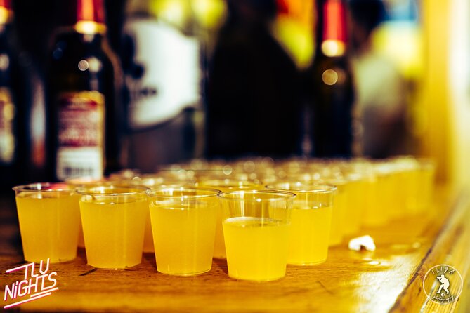 Tel Aviv Pub Crawl - Four bars and clubs in about four hours