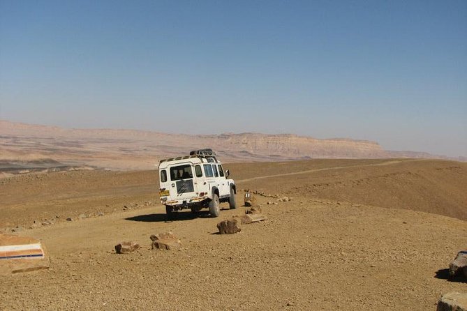 The Ramon Crater and rappelling package tour - an exciting combo tour. - Wadi Ramon and the choice between shade and archaeology