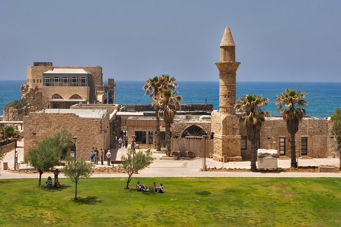 Unforgettable Tour to Caesarea, Haifa, Acre and Rosh HaNikra from Tel Aviv - Heat, walking, and the pace of the day